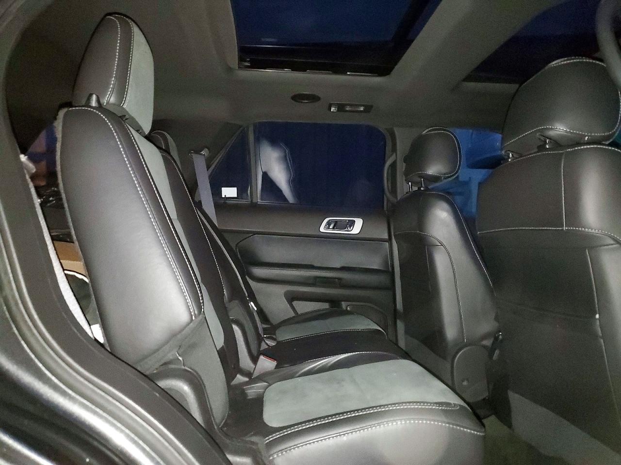 2015 FORD EXPLORER XLT photo 21