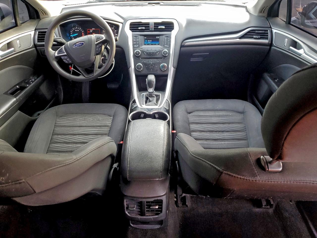 2016 FORD FUSION SE photo 8
