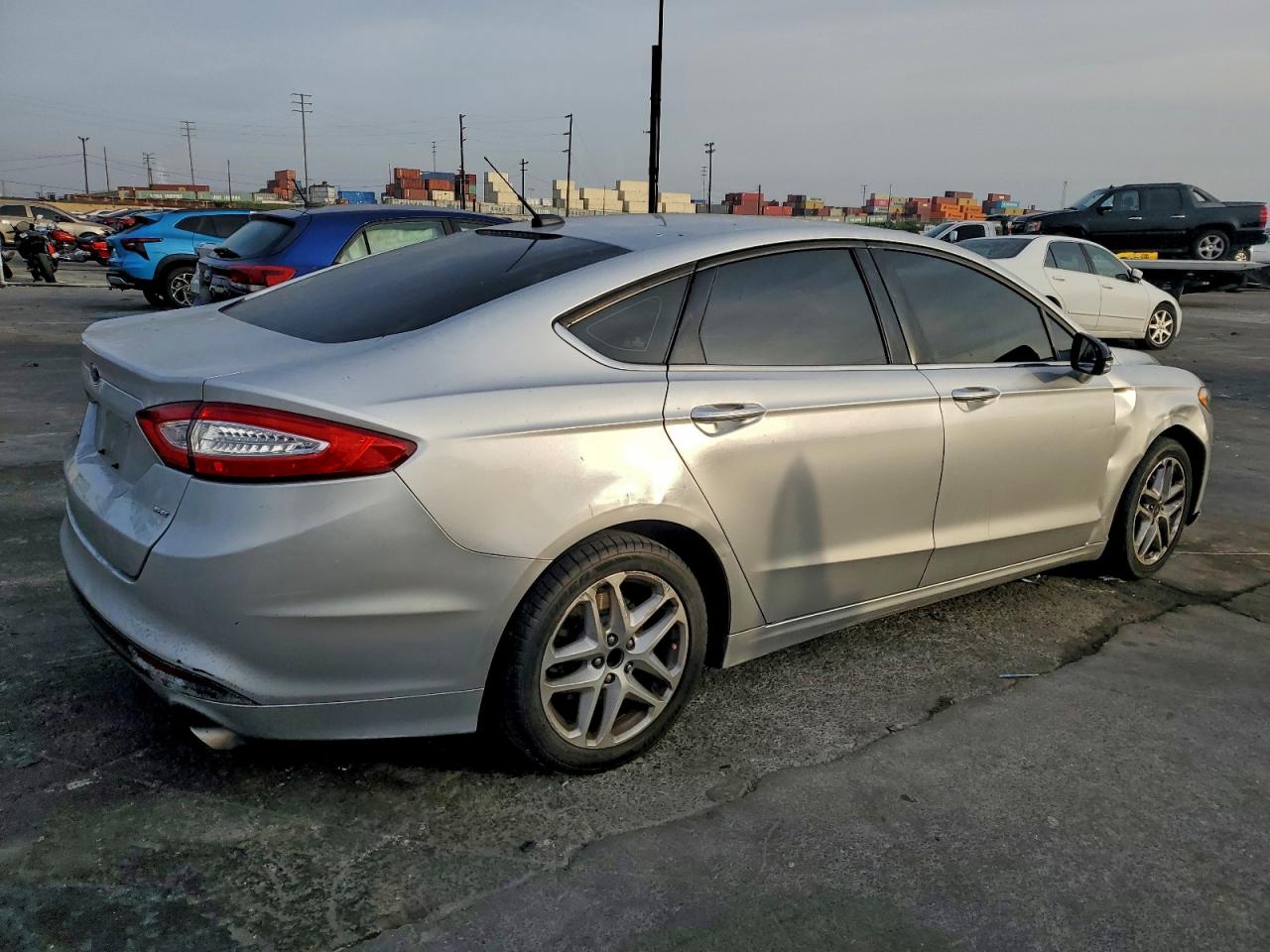2016 FORD FUSION SE photo 3
