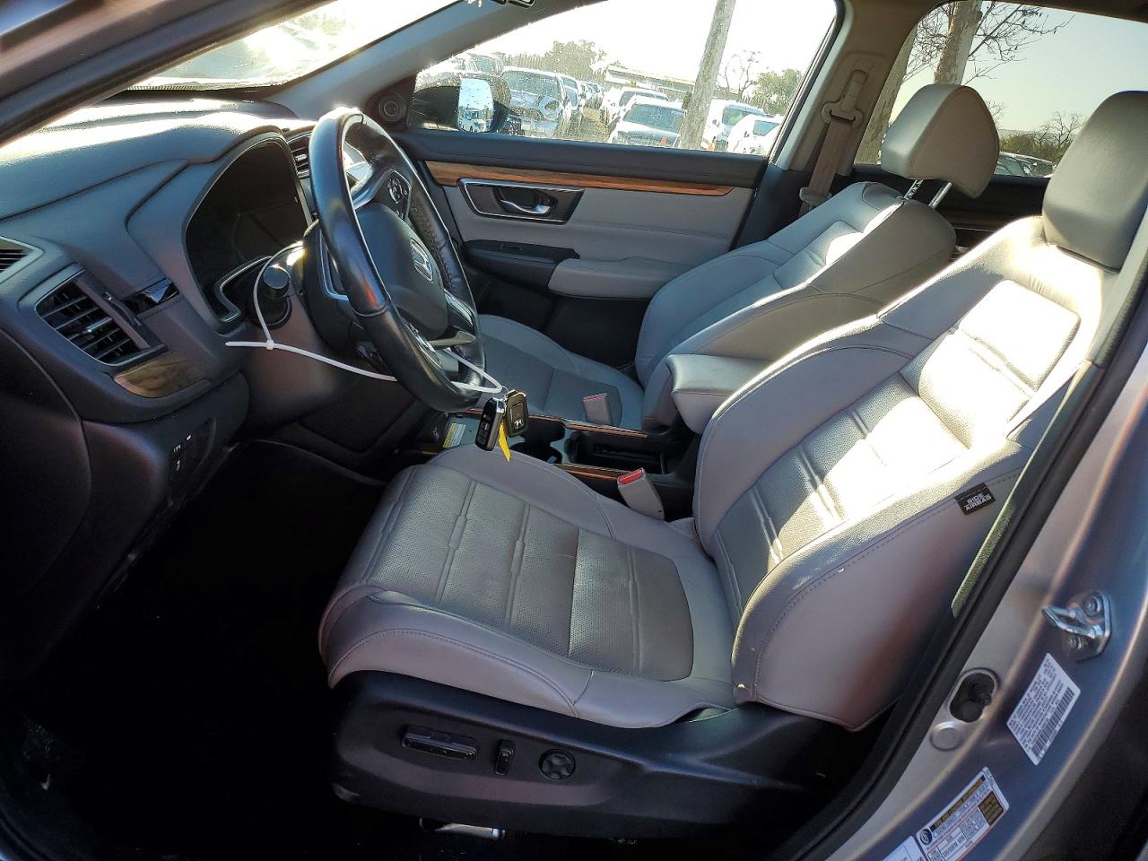 2020 HONDA CR-V TOURING photo 7