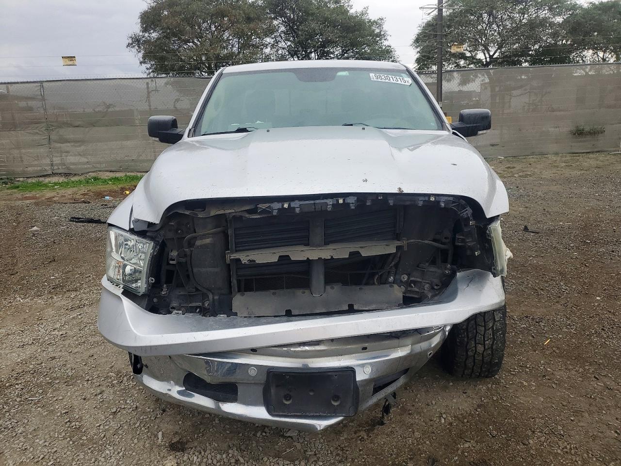 2019 RAM 1500 CLASSIC SLT photo 5