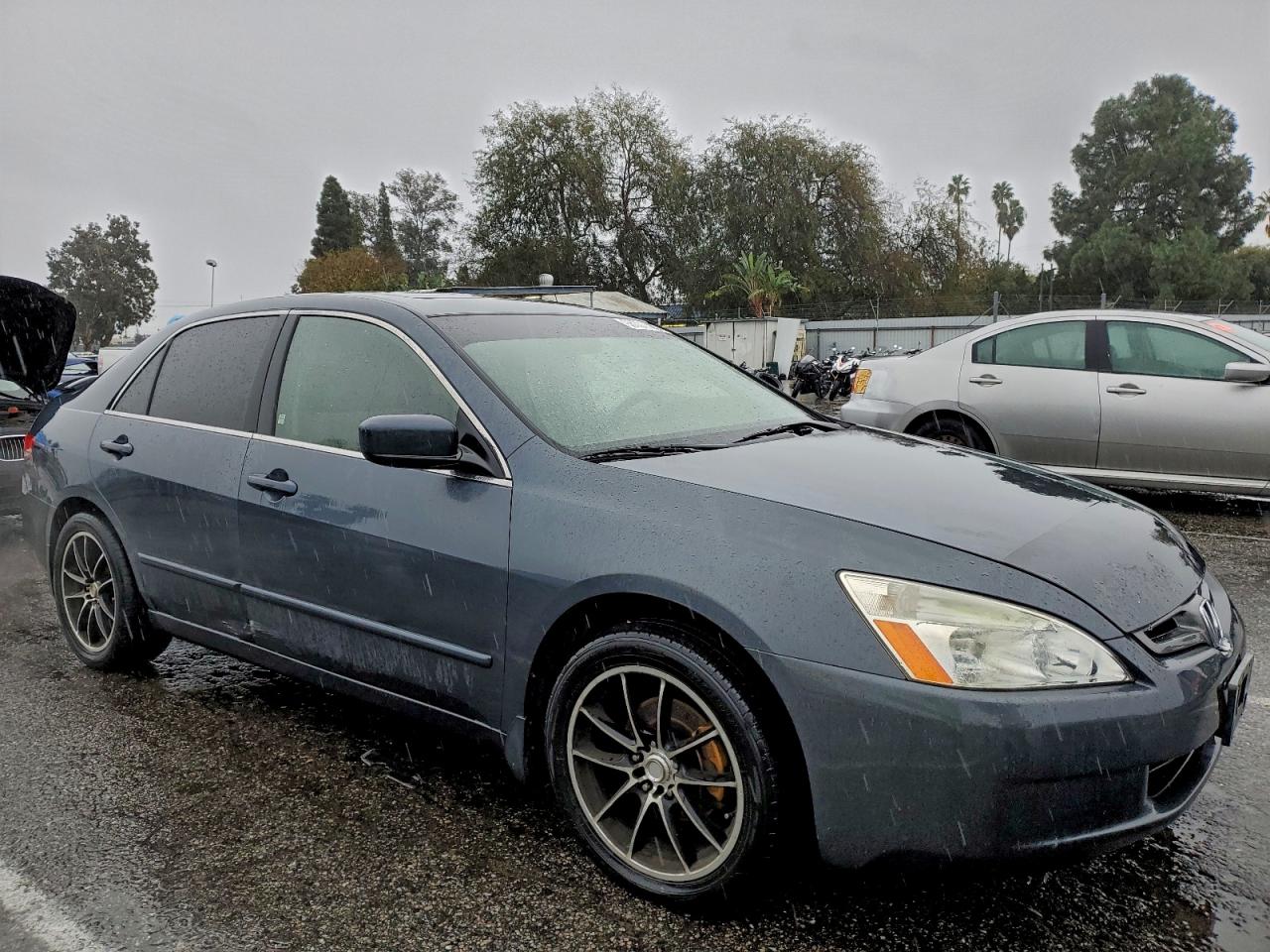 2004 HONDA ACCORD EX photo 4