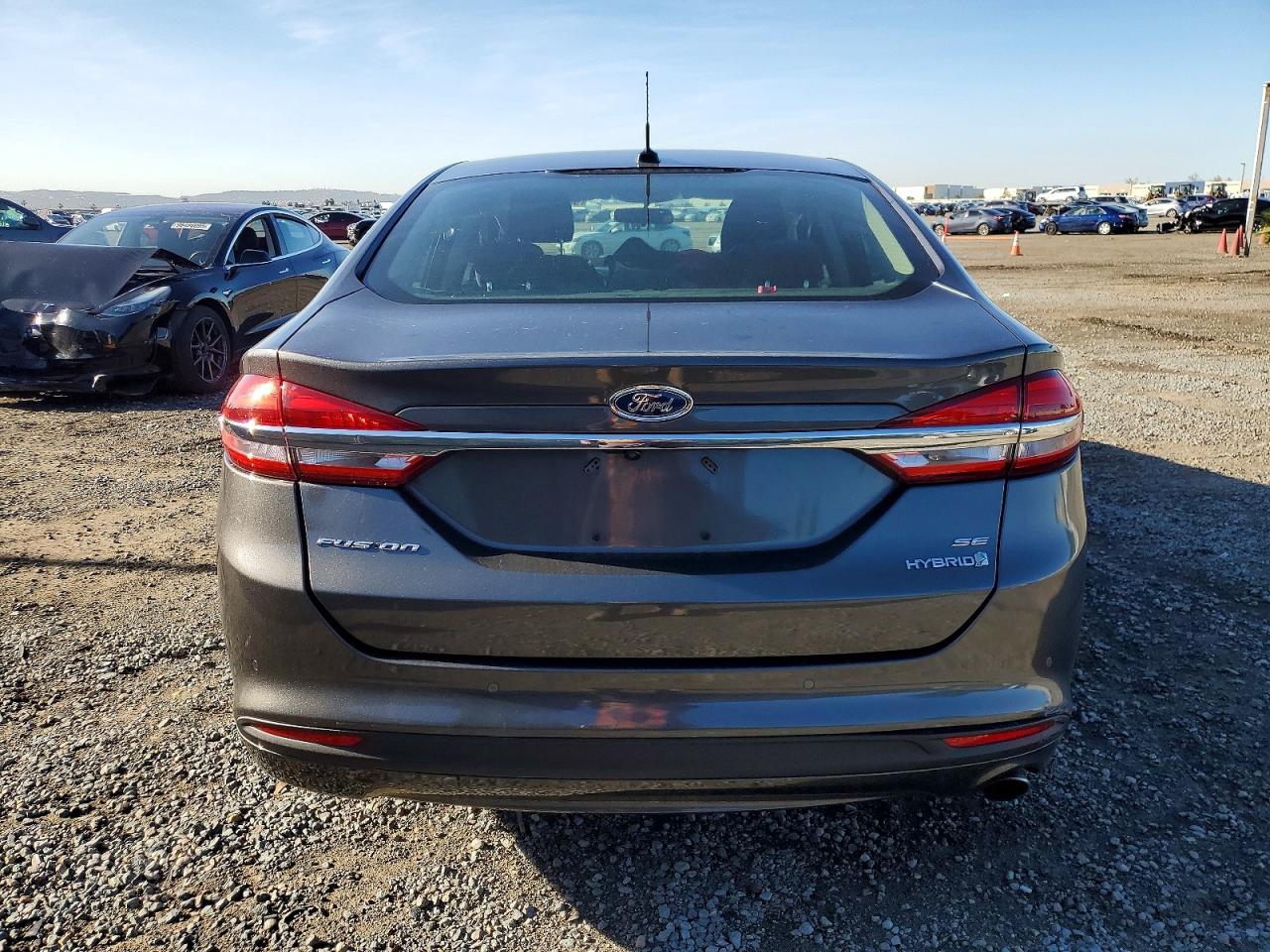 2017 FORD FUSION SE HYBRID photo 6