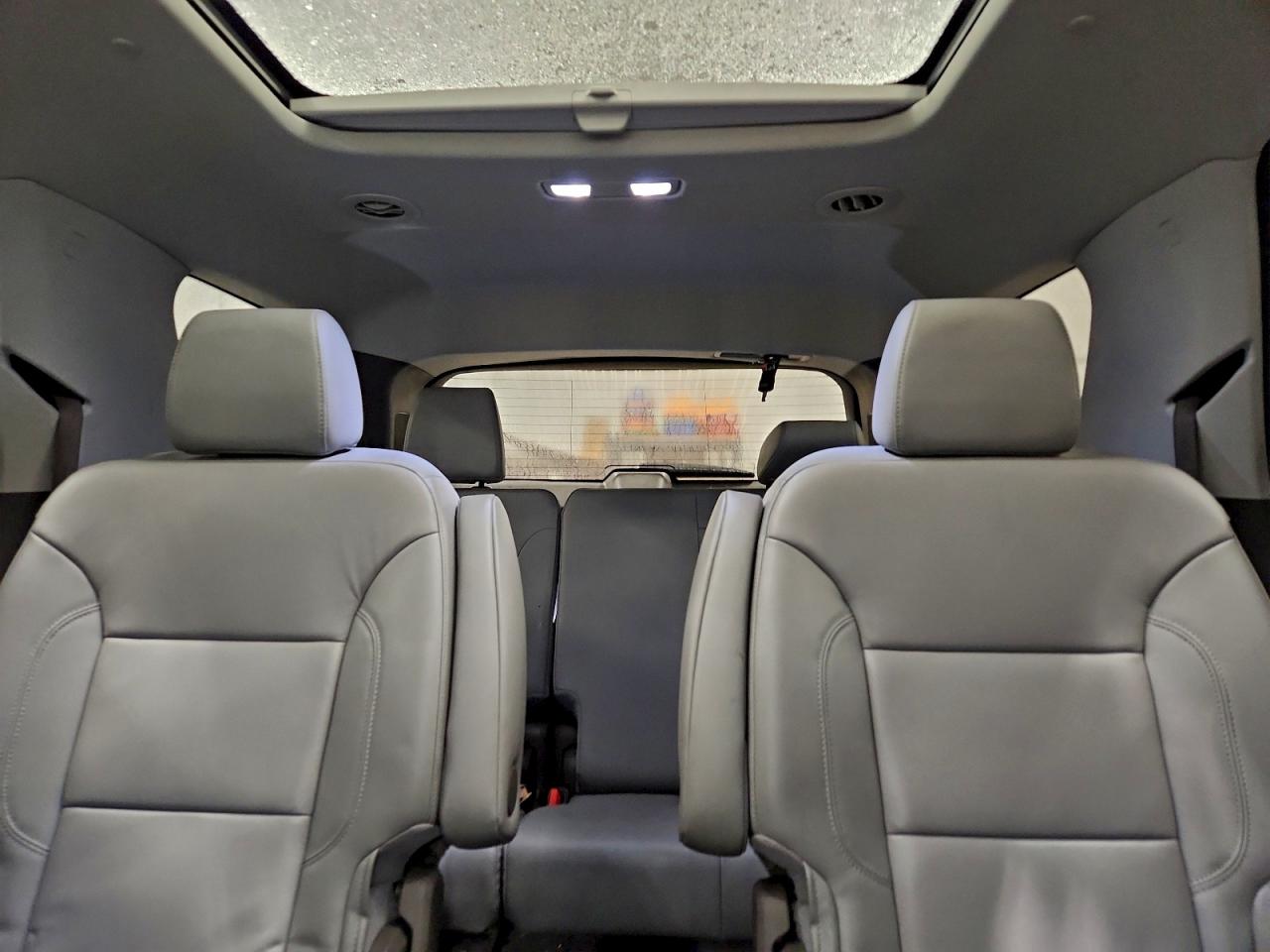 2020 CHEVROLET TRAVERSE LT photo 10