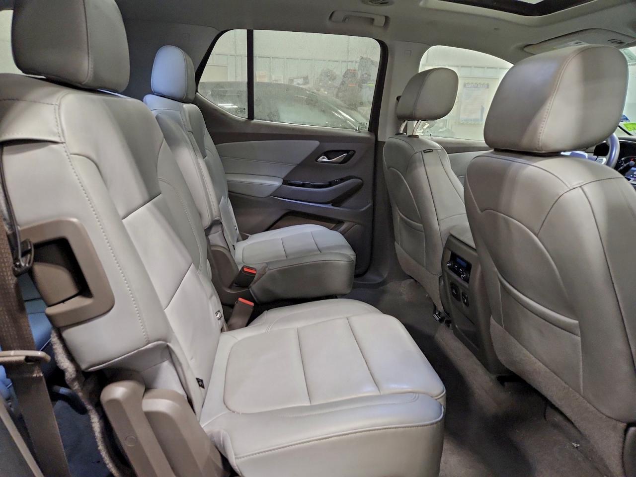 2020 CHEVROLET TRAVERSE LT photo 11