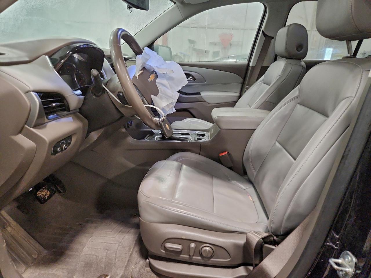 2020 CHEVROLET TRAVERSE LT photo 7