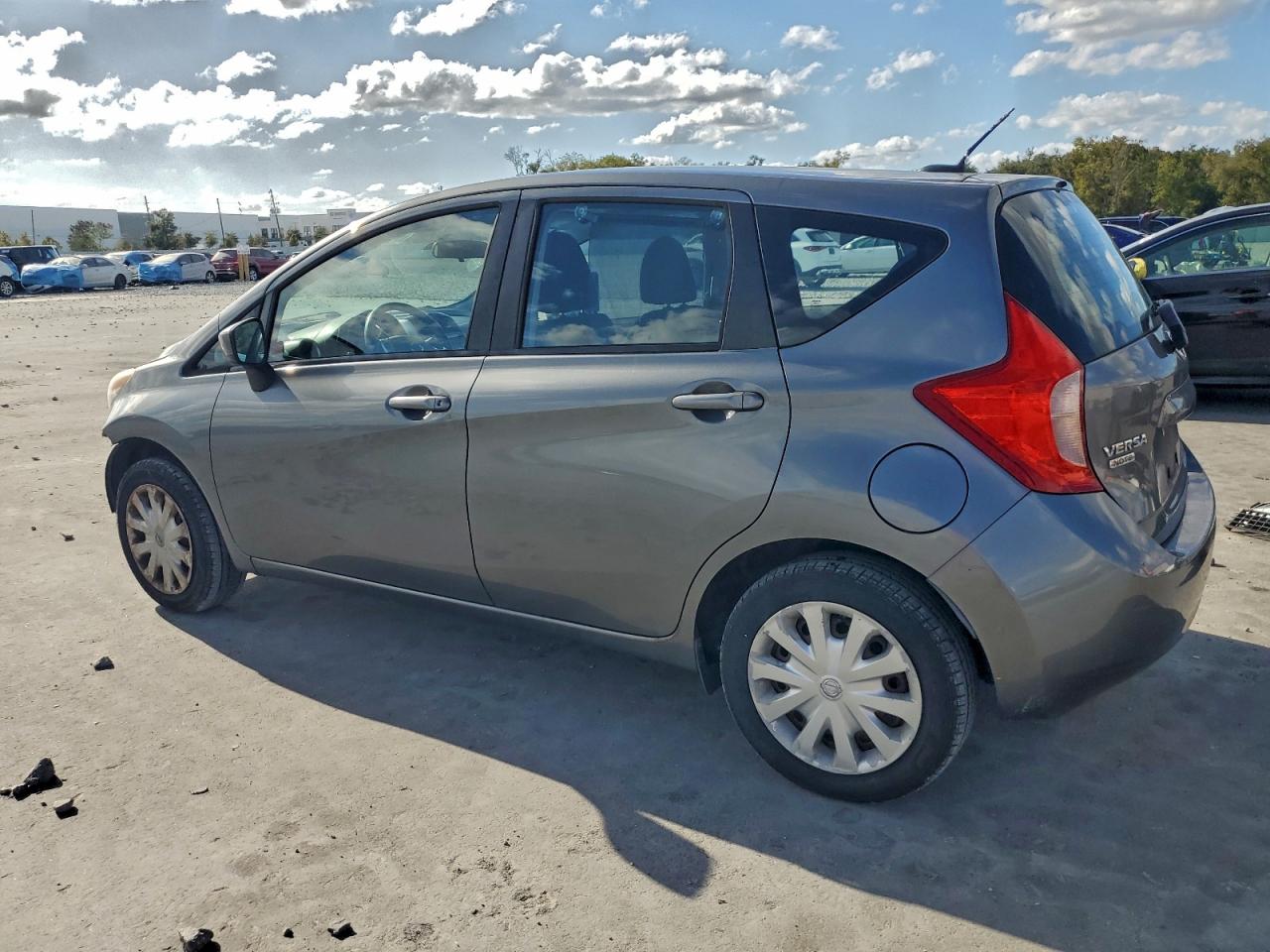 2016 NISSAN VERSA NOTE S photo 2