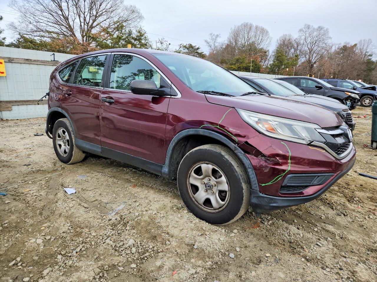 2015 HONDA CR-V LX photo 4