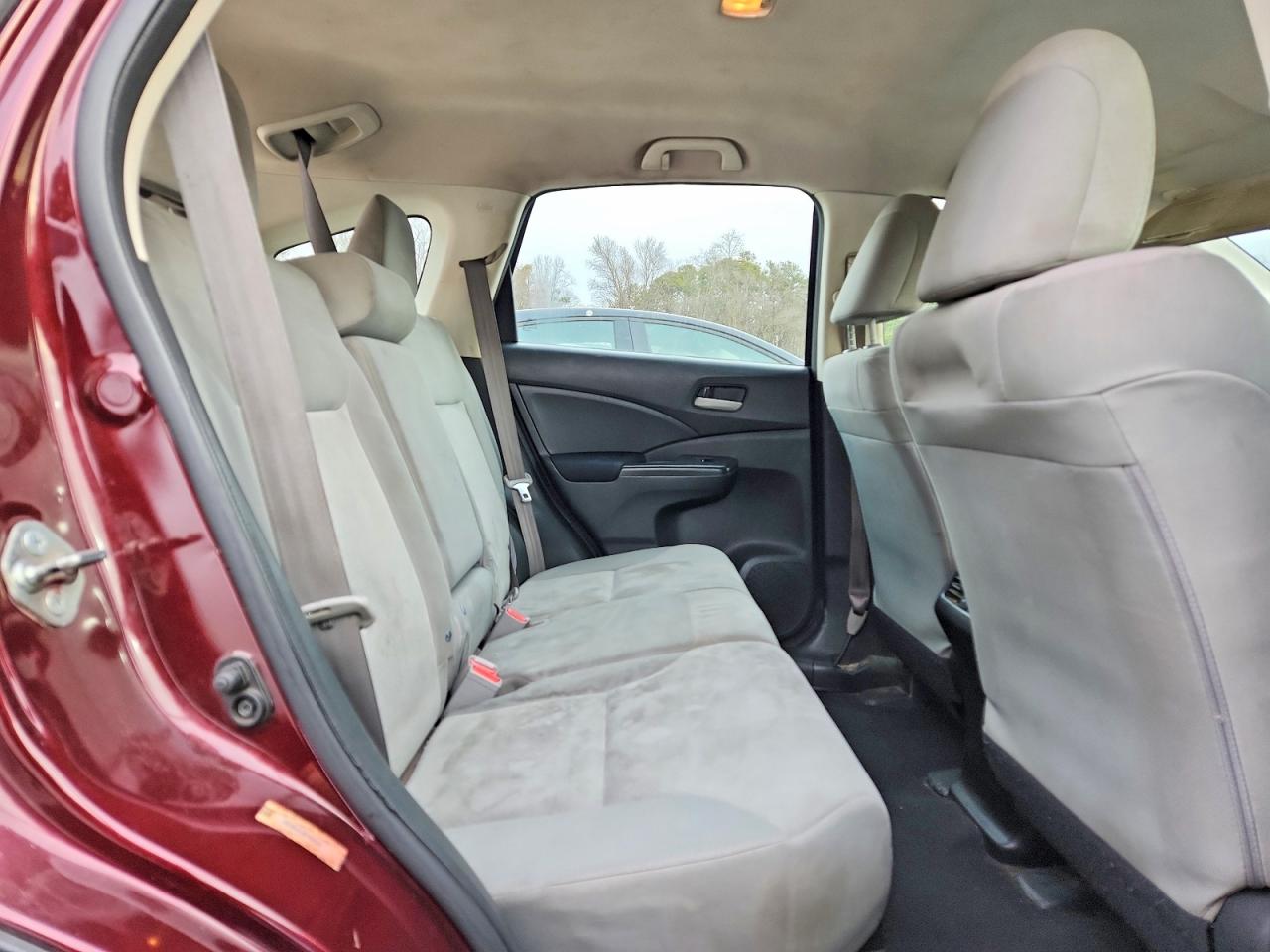 2015 HONDA CR-V LX photo 11
