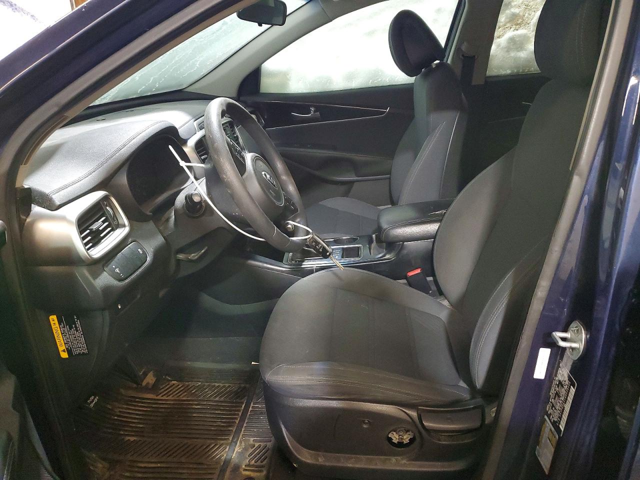 2016 KIA SORENTO LX photo 7