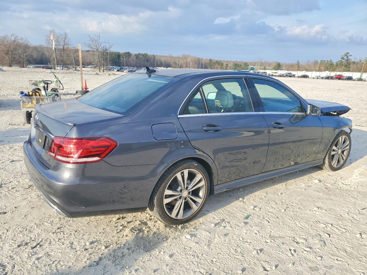 2016 MERCEDES-BENZ E 350 photo 3