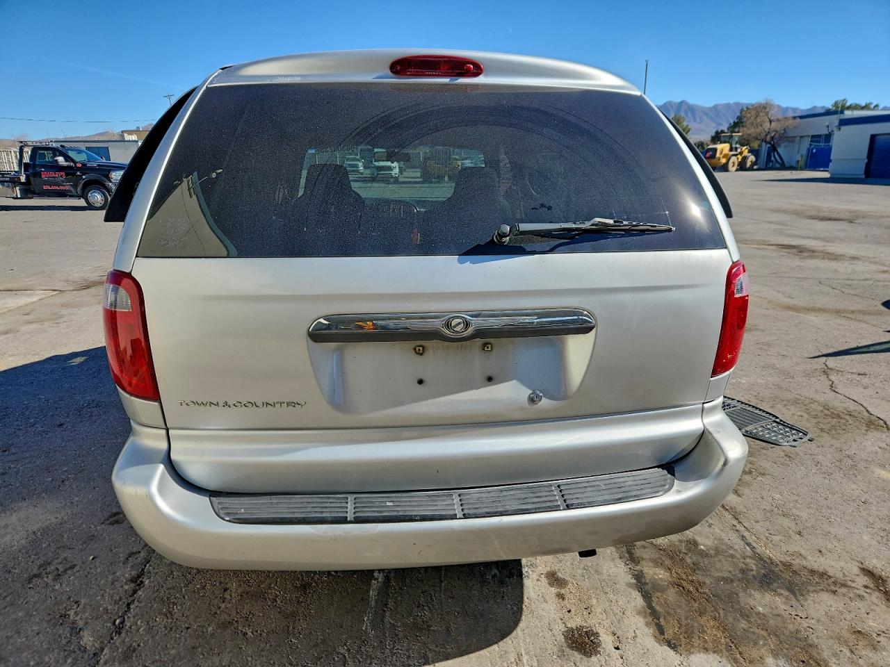 2005 CHRYSLER TOWN & COUNTRY photo 6