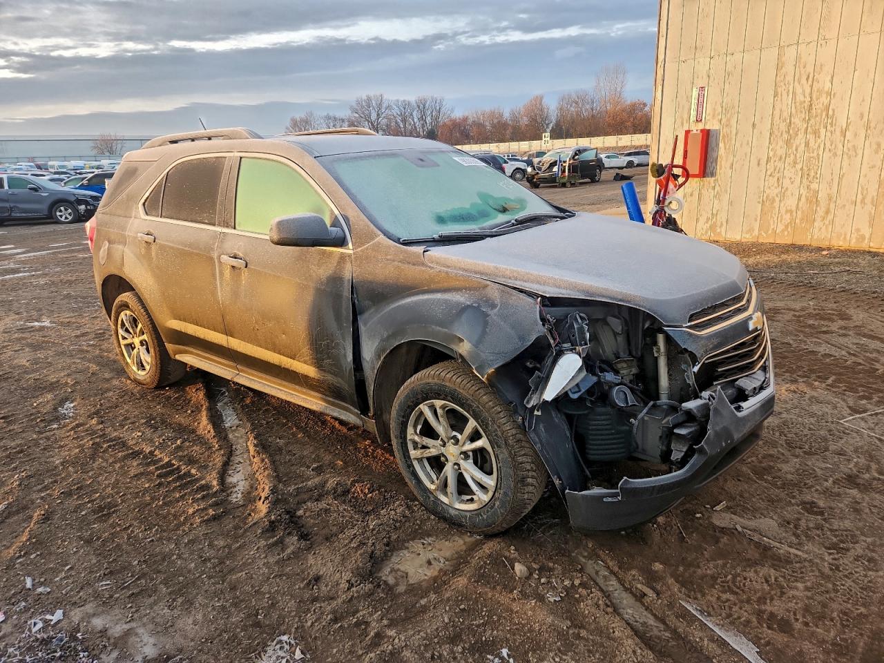 2017 CHEVROLET EQUINOX LT photo 7