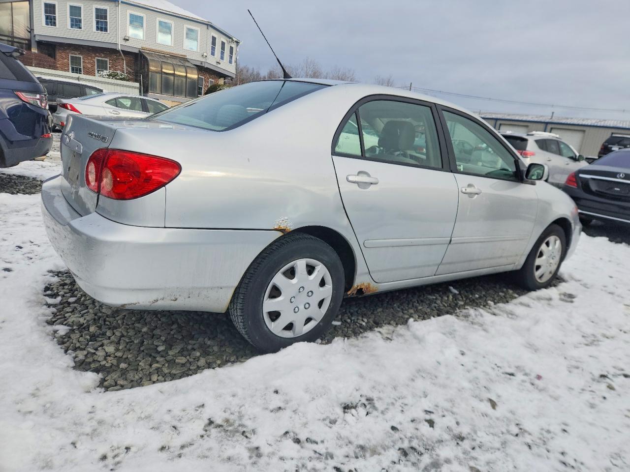 2006 TOYOTA COROLLA CE photo 3
