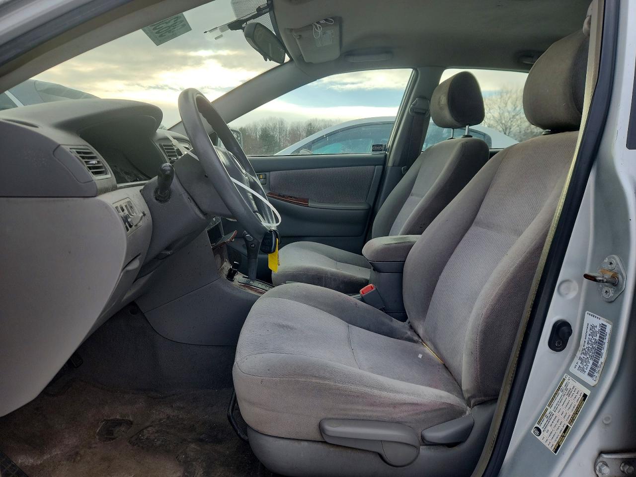2006 TOYOTA COROLLA CE photo 7