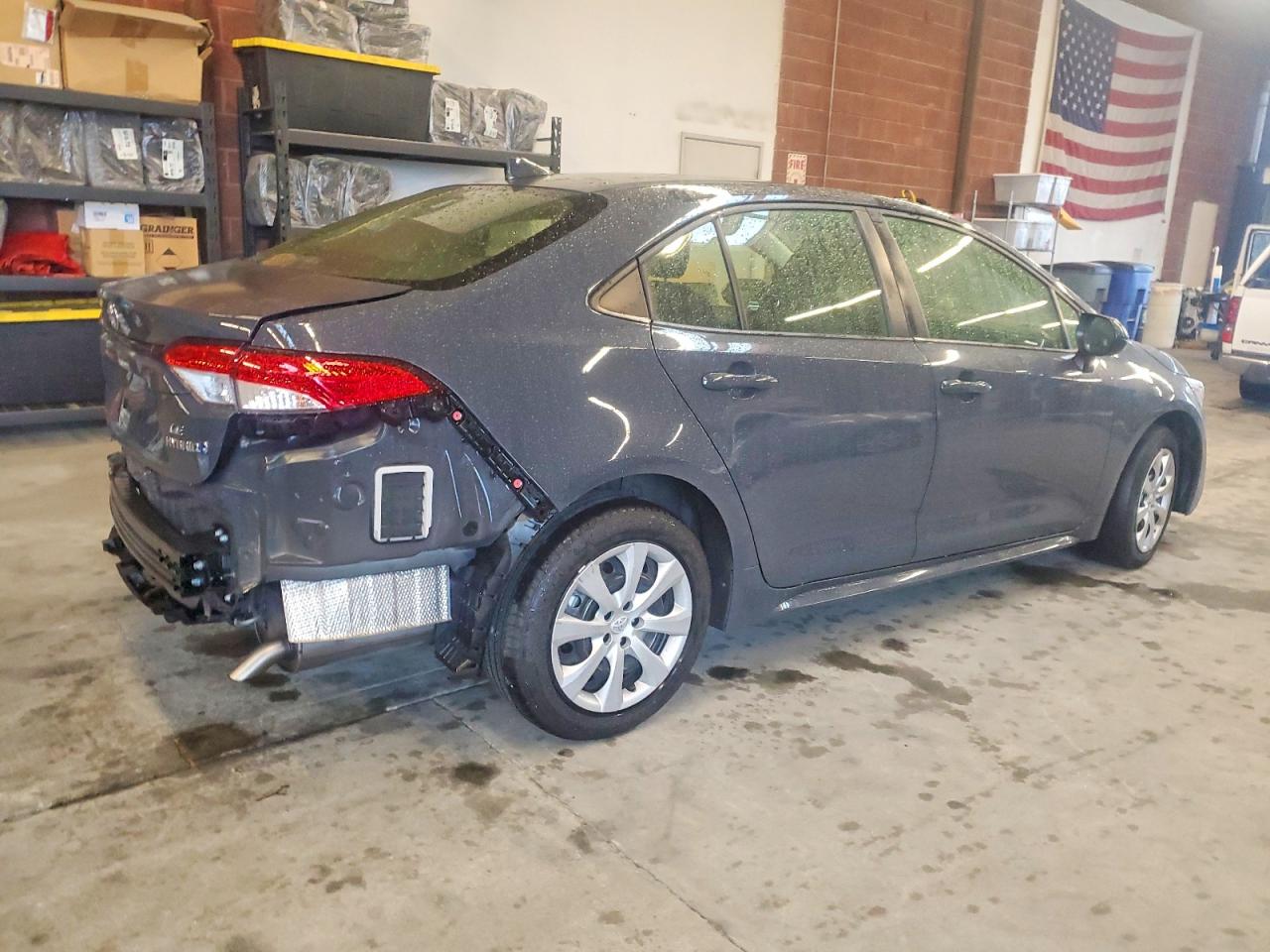 2023 TOYOTA COROLLA LE photo 5