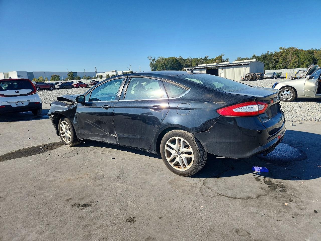 2016 FORD FUSION SE photo 2