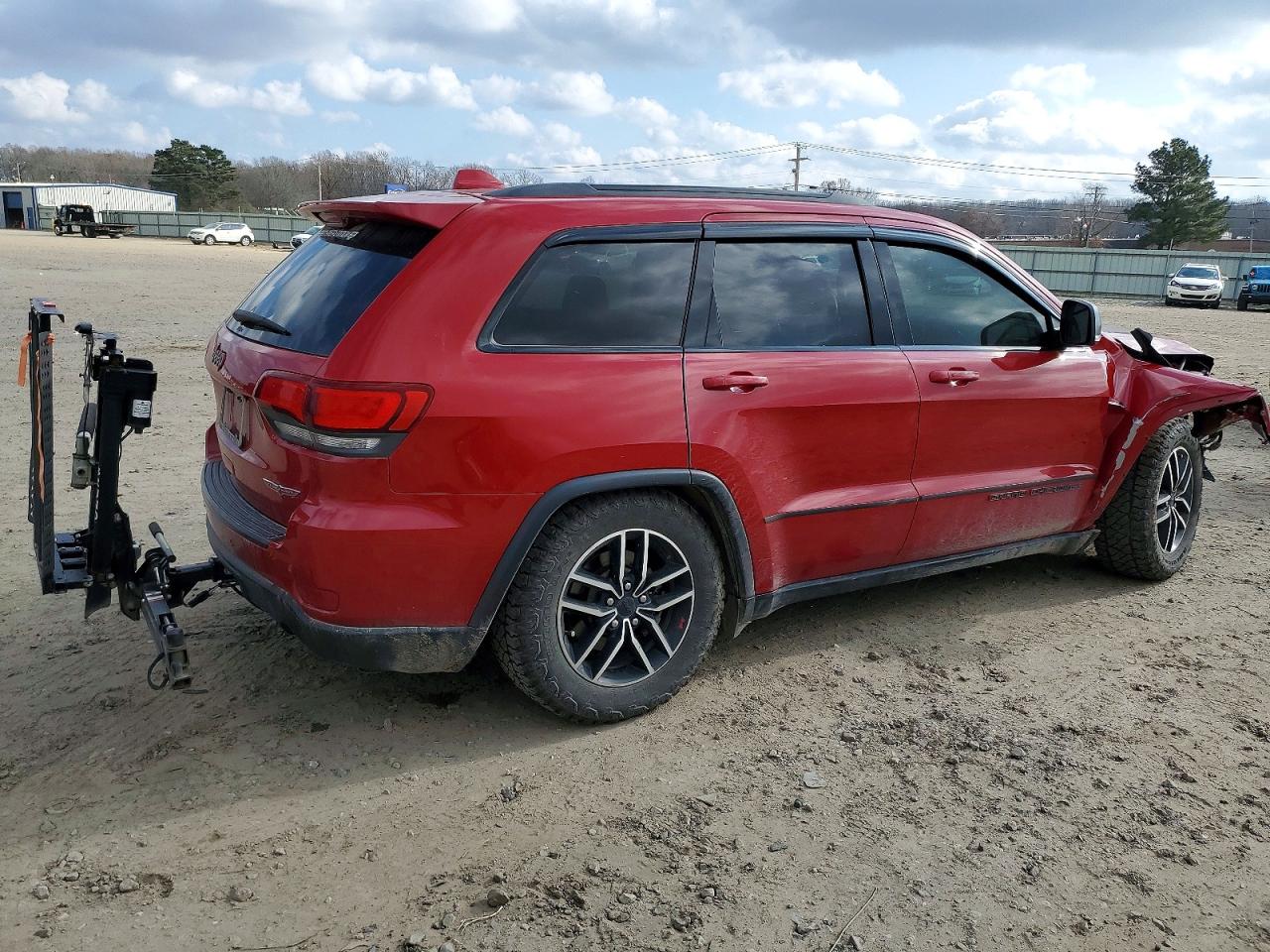 2020 JEEP GRAND CHEROKEE TRAILHAWK photo 3