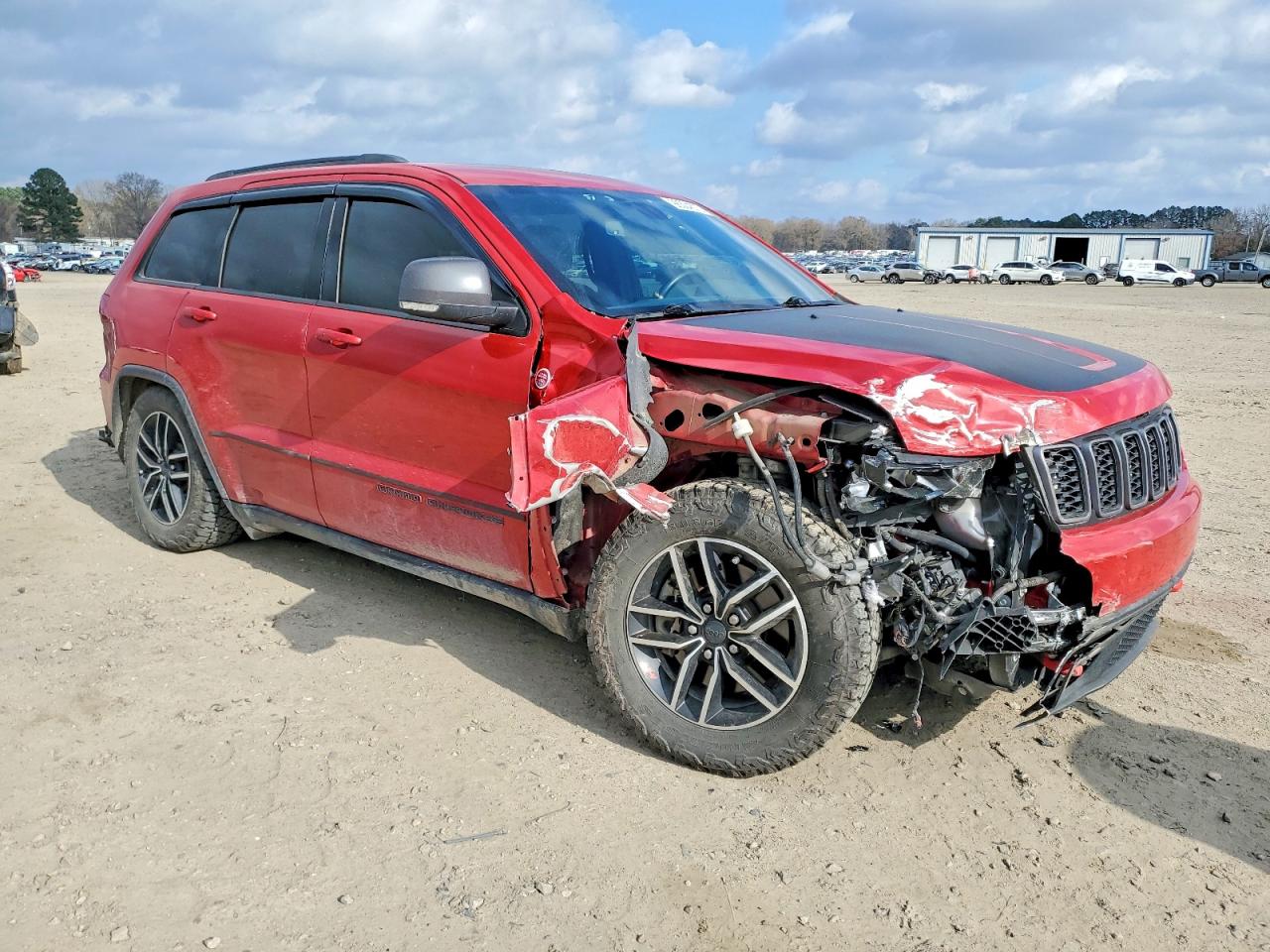 2020 JEEP GRAND CHEROKEE TRAILHAWK photo 4