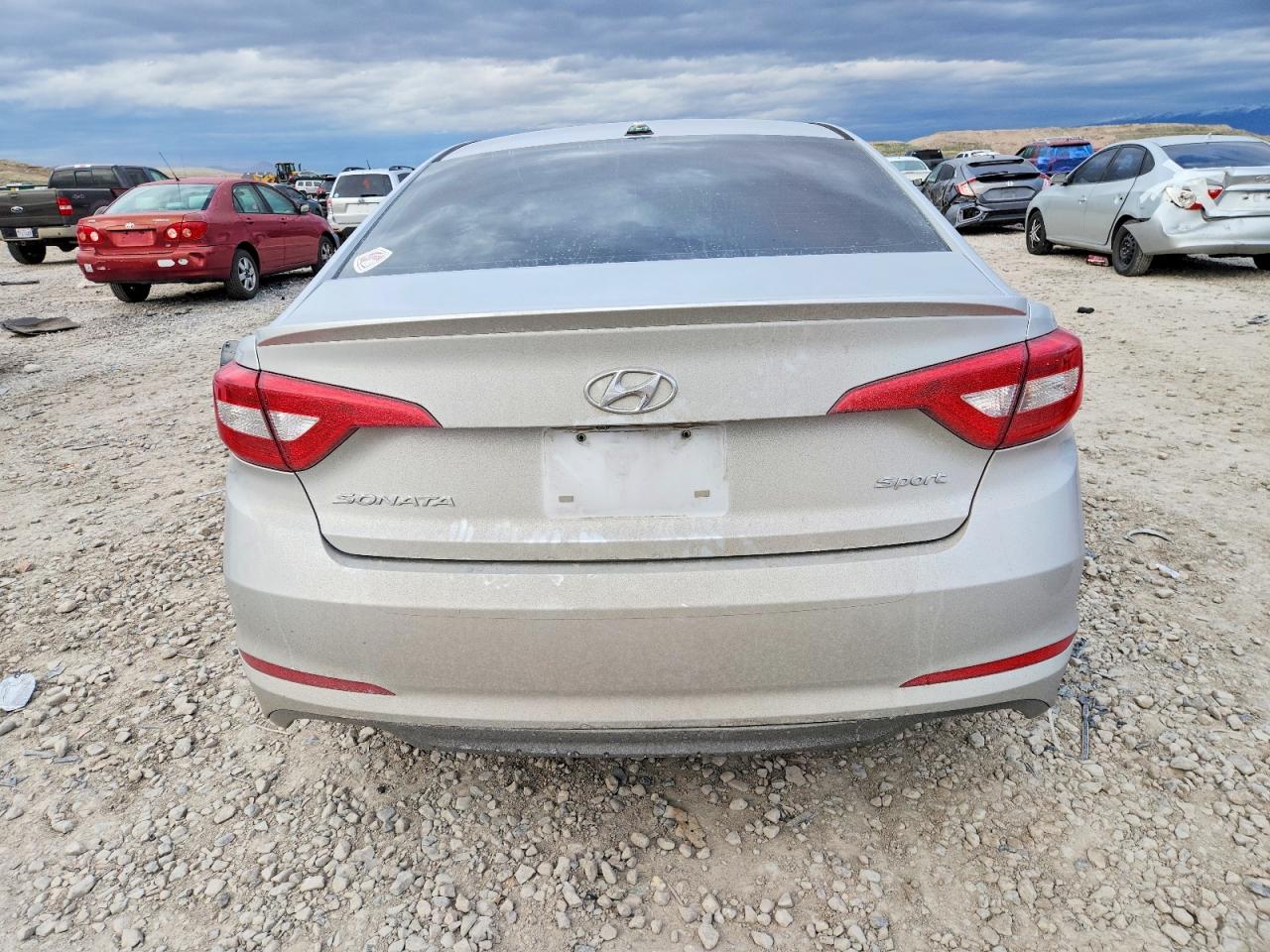 2015 HYUNDAI SONATA SPORT photo 6