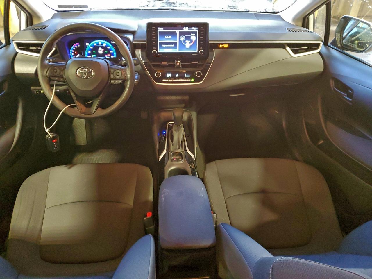 2022 TOYOTA COROLLA LE photo 8