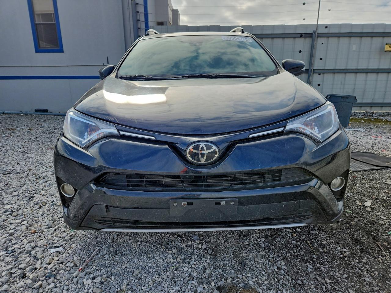 2018 TOYOTA RAV4 ADVENTURE photo 5