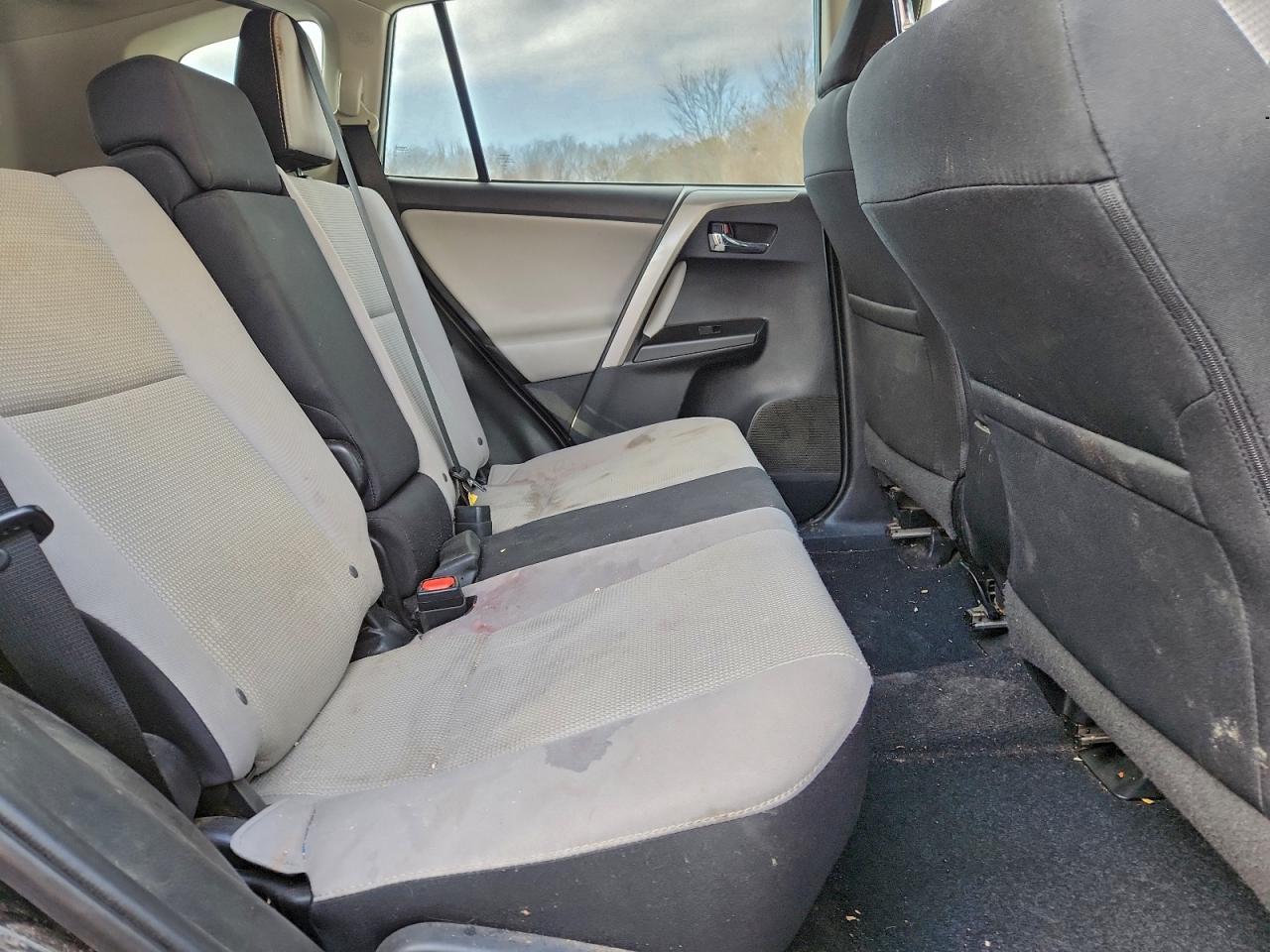 2018 TOYOTA RAV4 ADVENTURE photo 11
