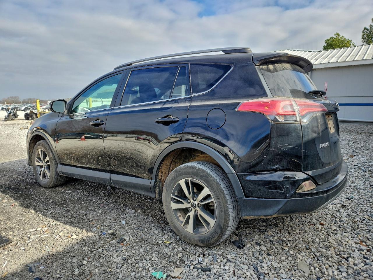 2018 TOYOTA RAV4 ADVENTURE photo 2