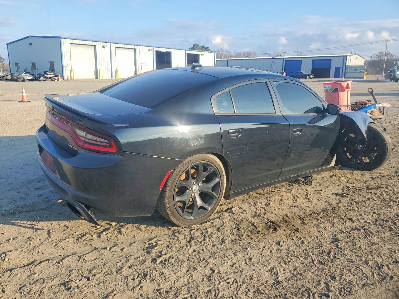 2017 DODGE CHARGER SXT photo 3