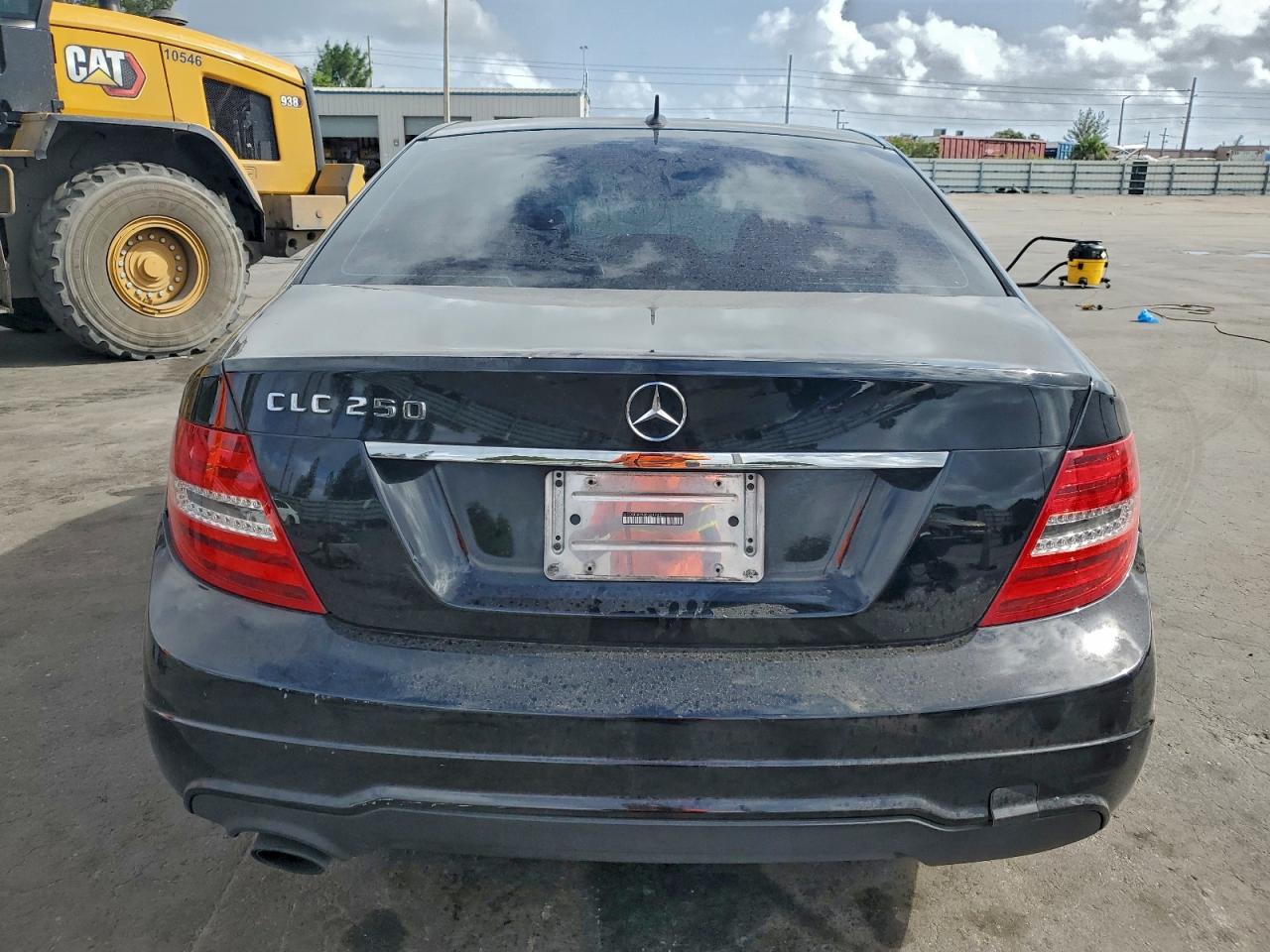 2014 MERCEDES-BENZ C 250 photo 6