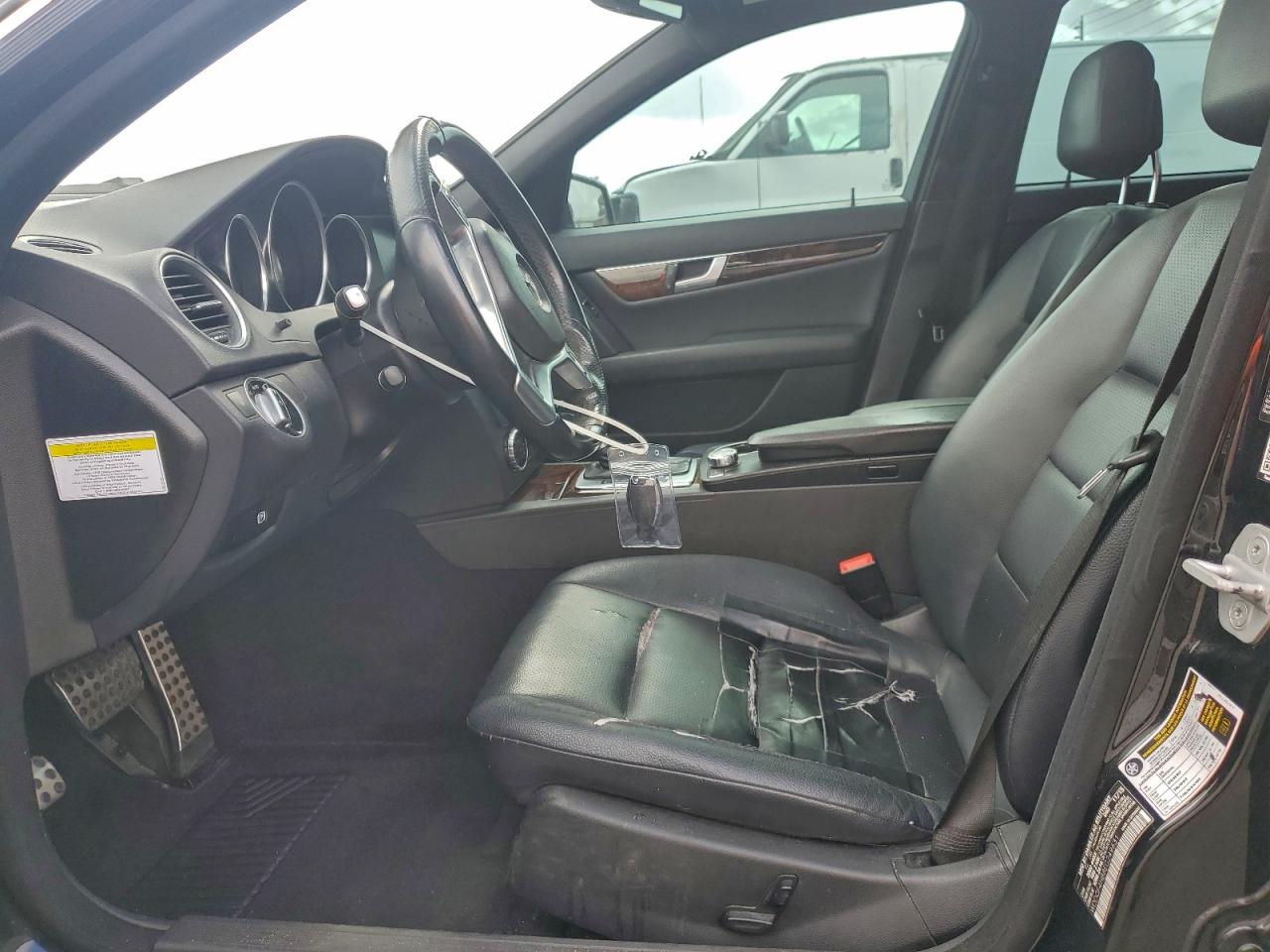 2014 MERCEDES-BENZ C 250 photo 7