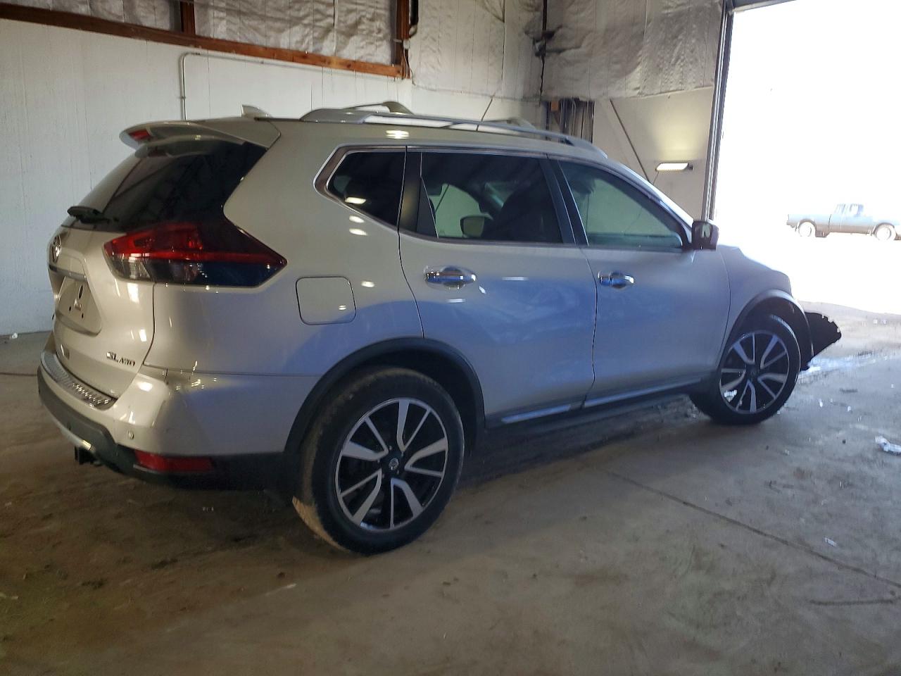 2019 NISSAN ROGUE S photo 3
