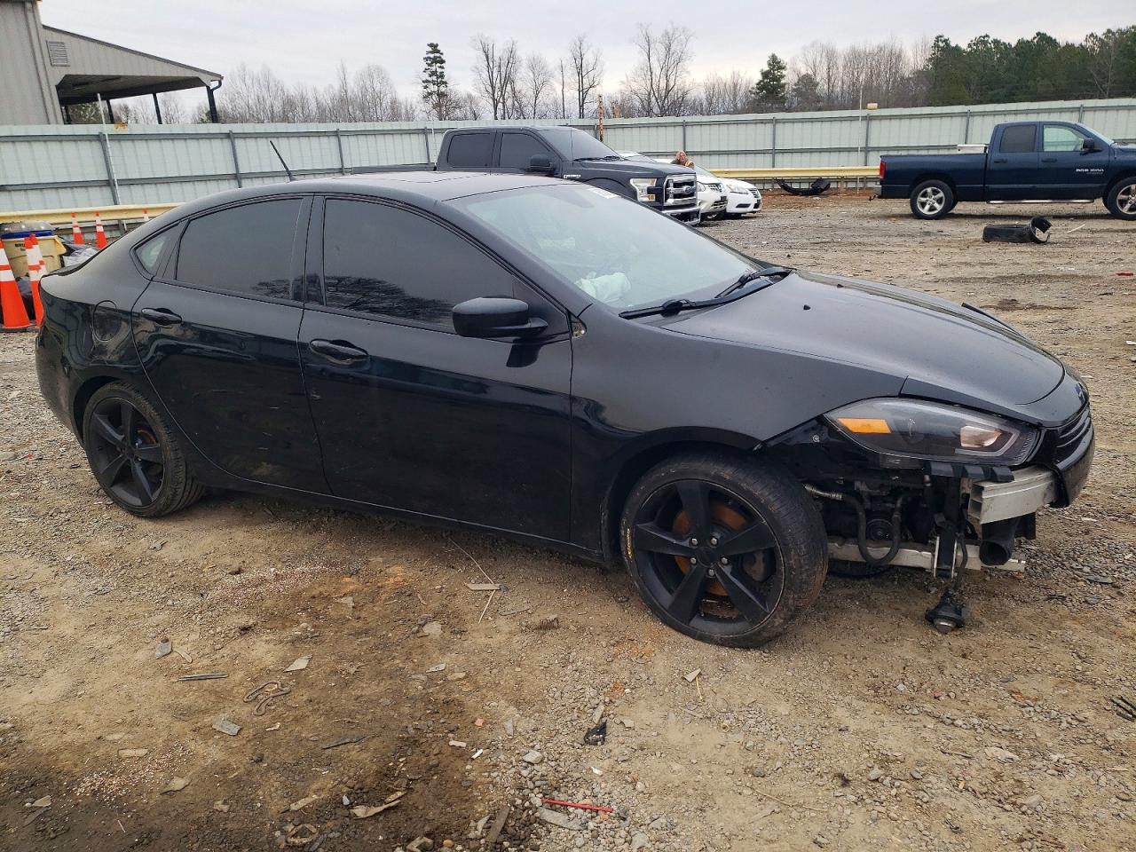 2015 DODGE DART SXT photo 4