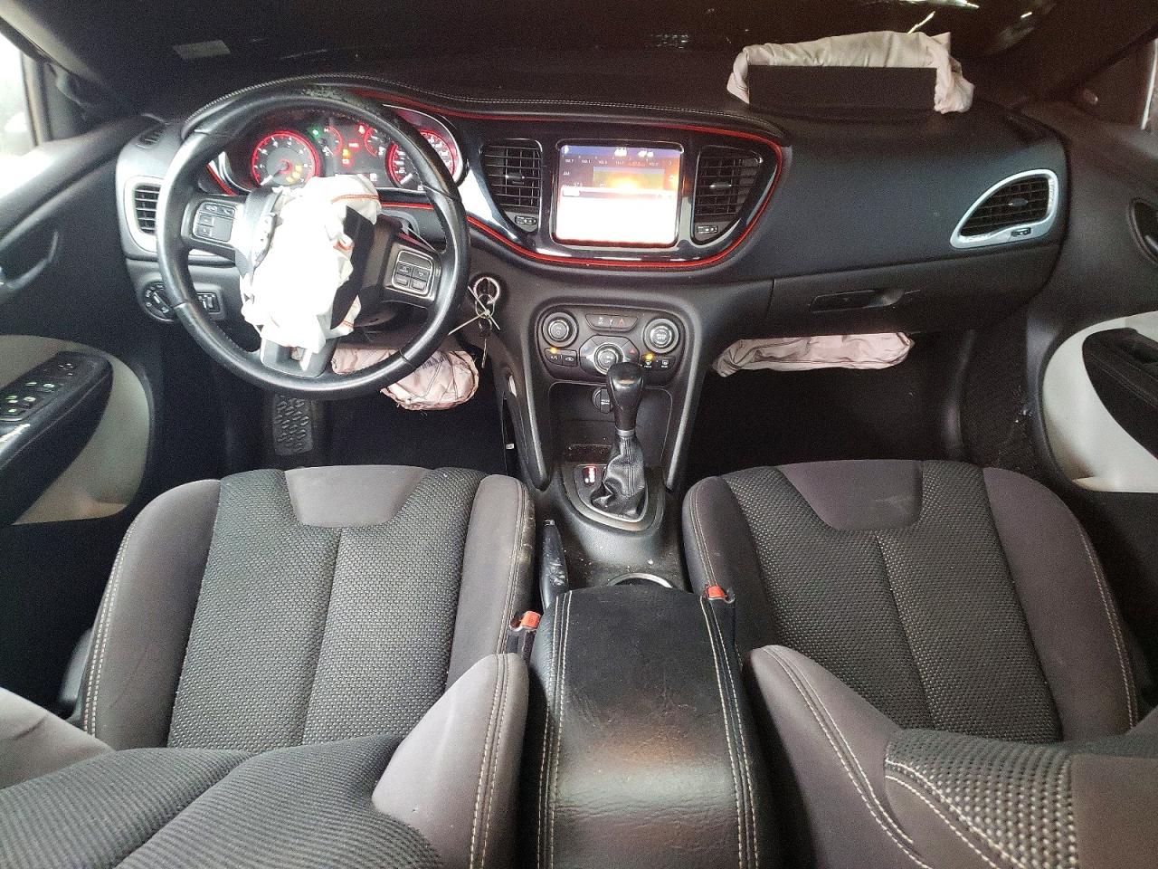 2015 DODGE DART SXT photo 8
