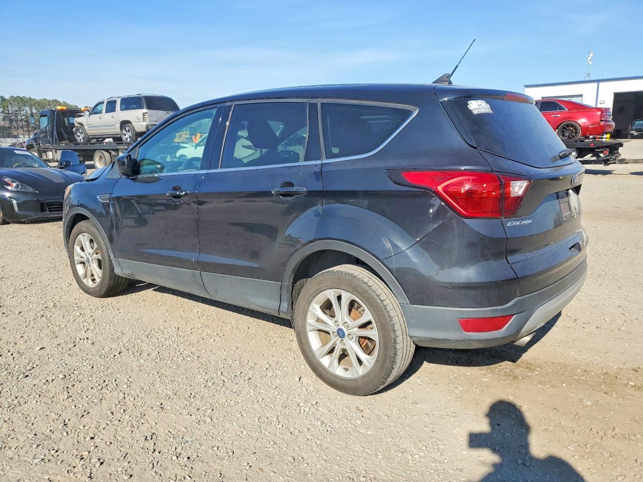 2019 FORD ESCAPE SE photo 2