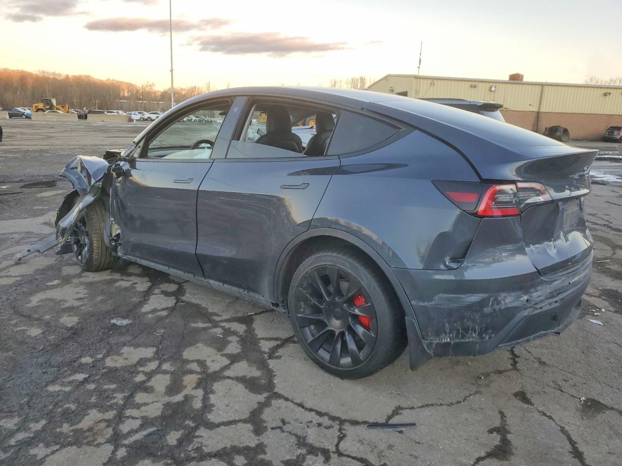 2021 TESLA MODEL Y photo 2