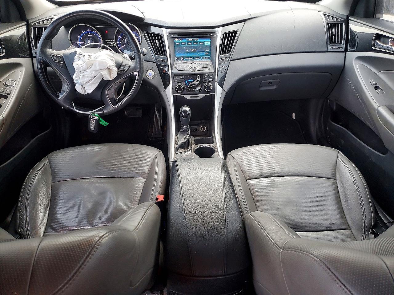 2013 HYUNDAI SONATA SE photo 8