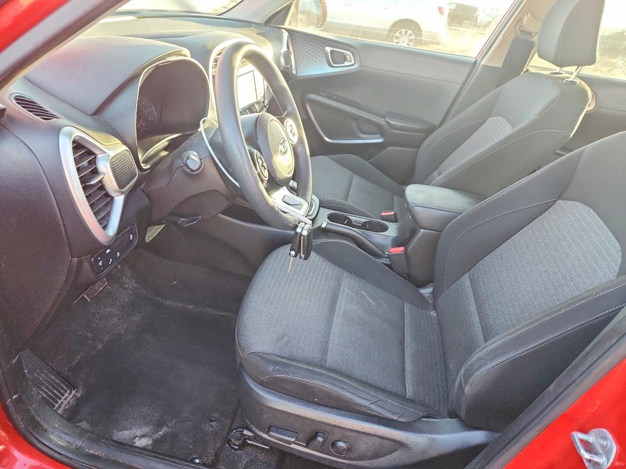 2021 KIA SOUL LX photo 7