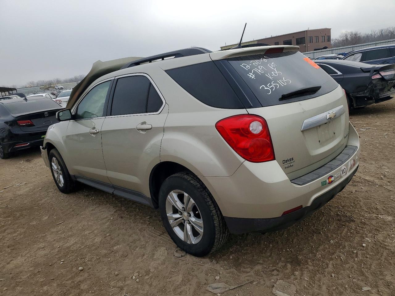 2014 CHEVROLET EQUINOX LT photo 2