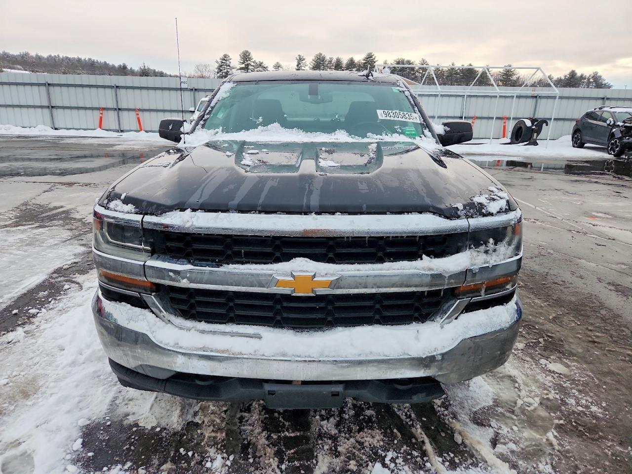 2018 CHEVROLET SILVERADO K1500 LT photo 9