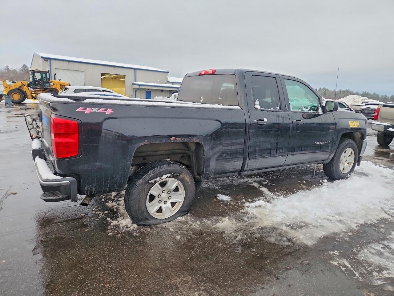 2018 CHEVROLET SILVERADO K1500 LT photo 5