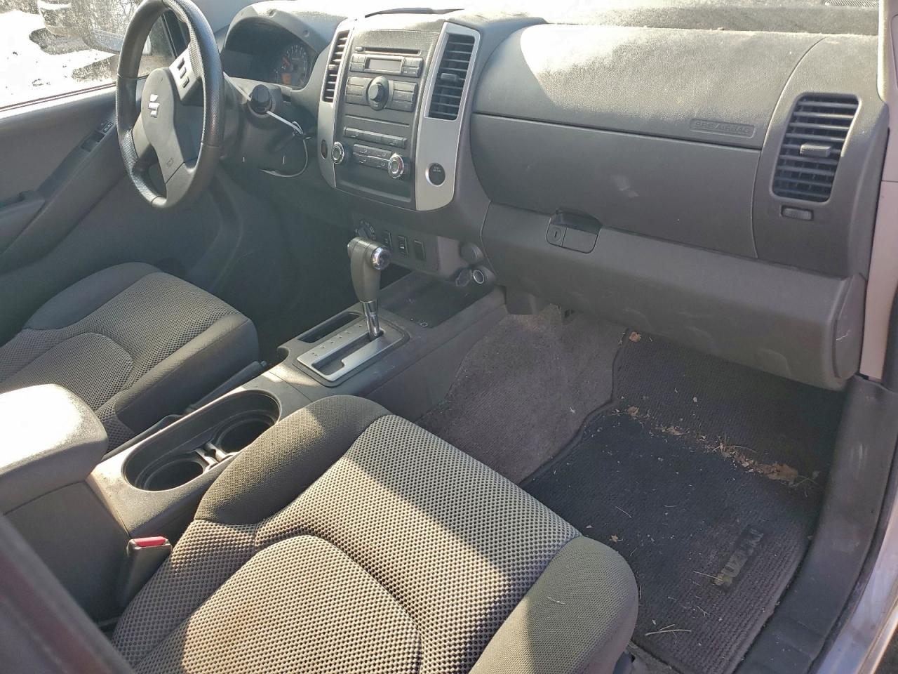 2010 SUZUKI EQUATOR SPORT photo 8