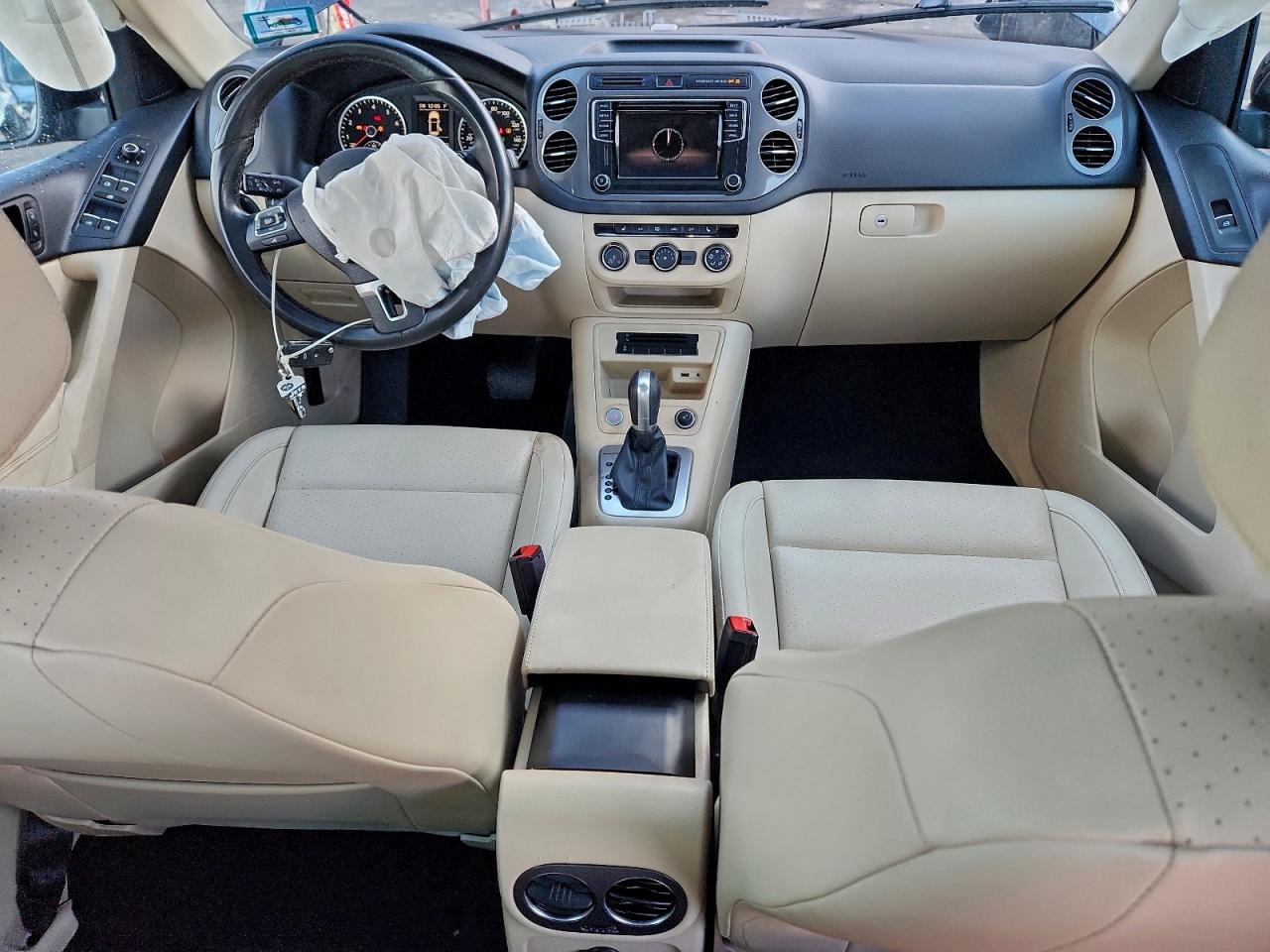 2017 VOLKSWAGEN TIGUAN WOLFSBURG photo 8