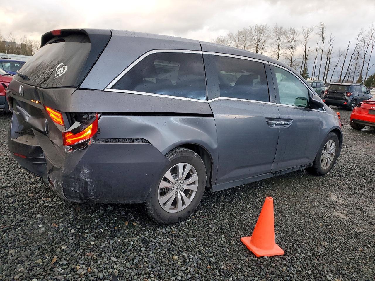 2016 HONDA ODYSSEY EXL photo 3