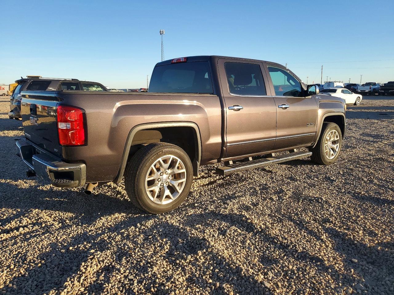 2015 GMC SIERRA K1500 SLT photo 3