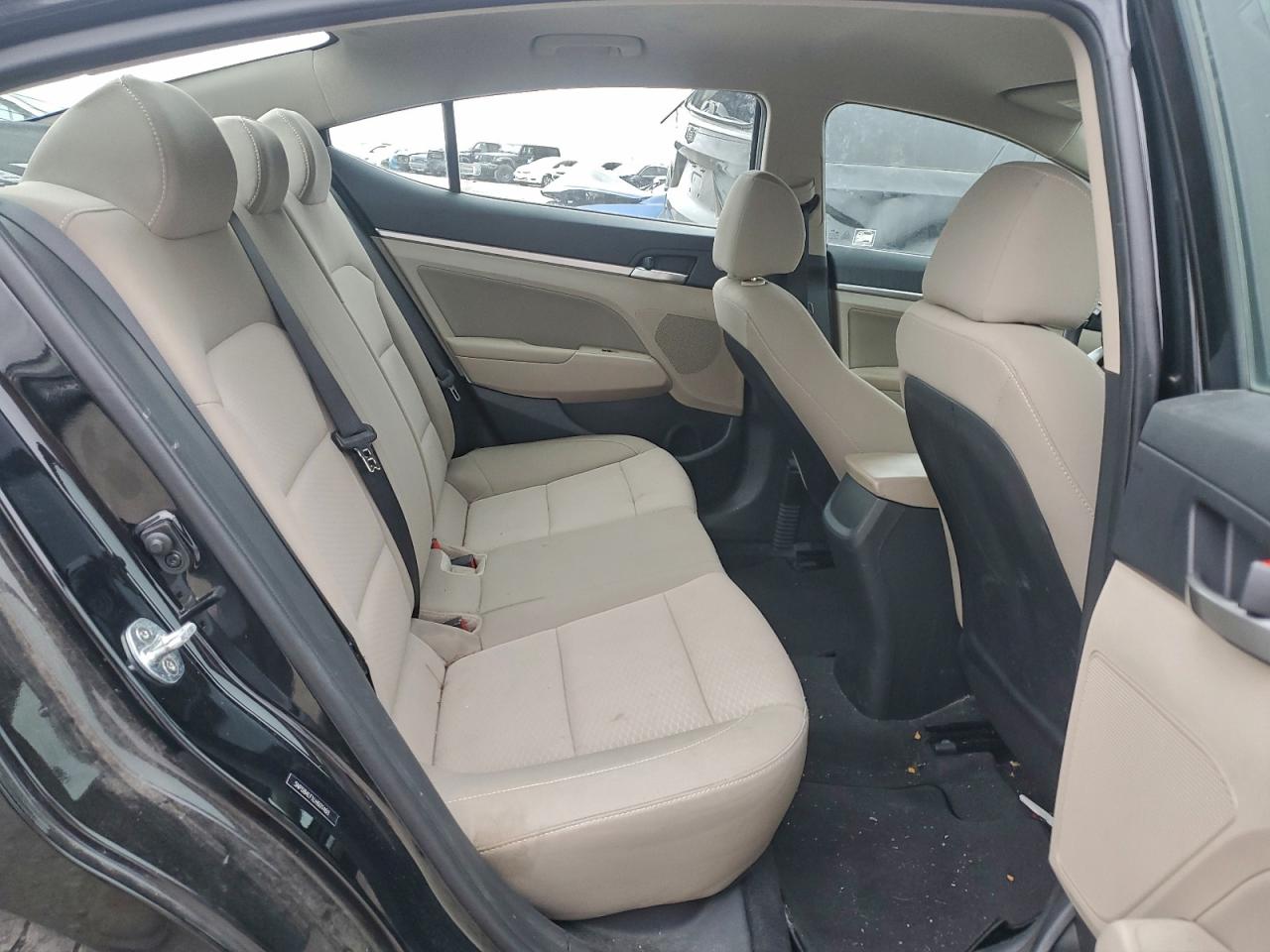 2020 HYUNDAI ELANTRA SEL photo 10