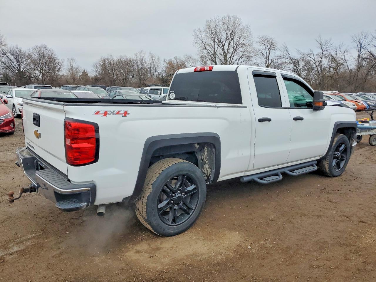 2015 CHEVROLET SILVERADO K1500 photo 3