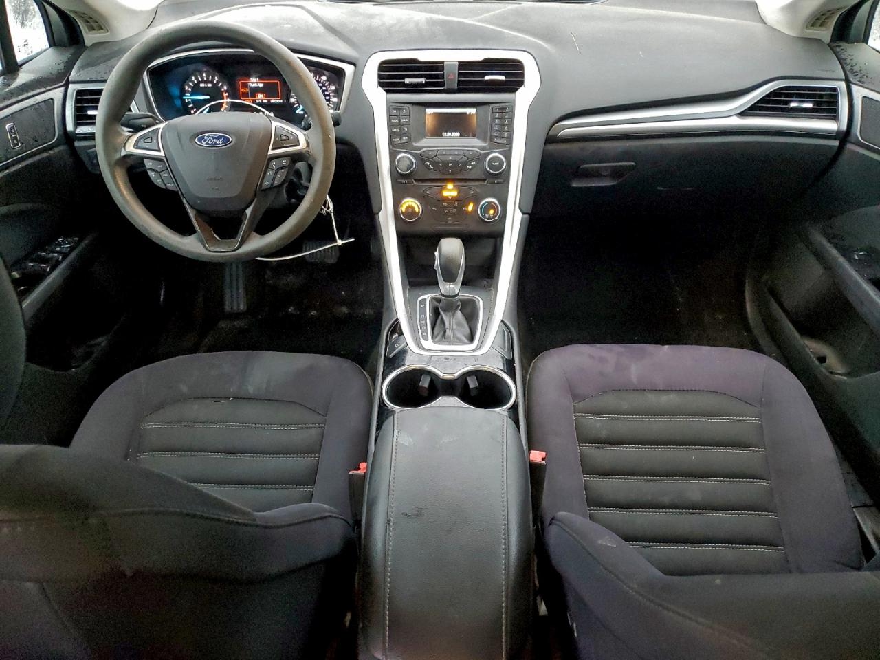 2015 FORD FUSION SE photo 8