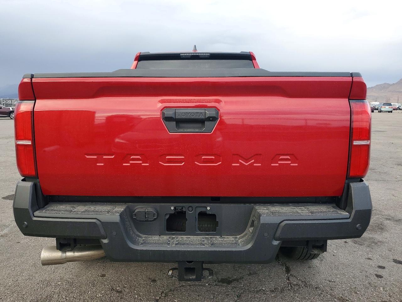 2025 TOYOTA TACOMA XTRACAB photo 6