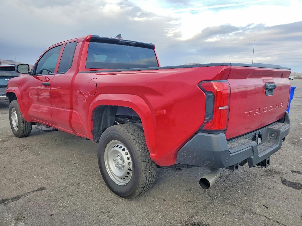 2025 TOYOTA TACOMA XTRACAB photo 2